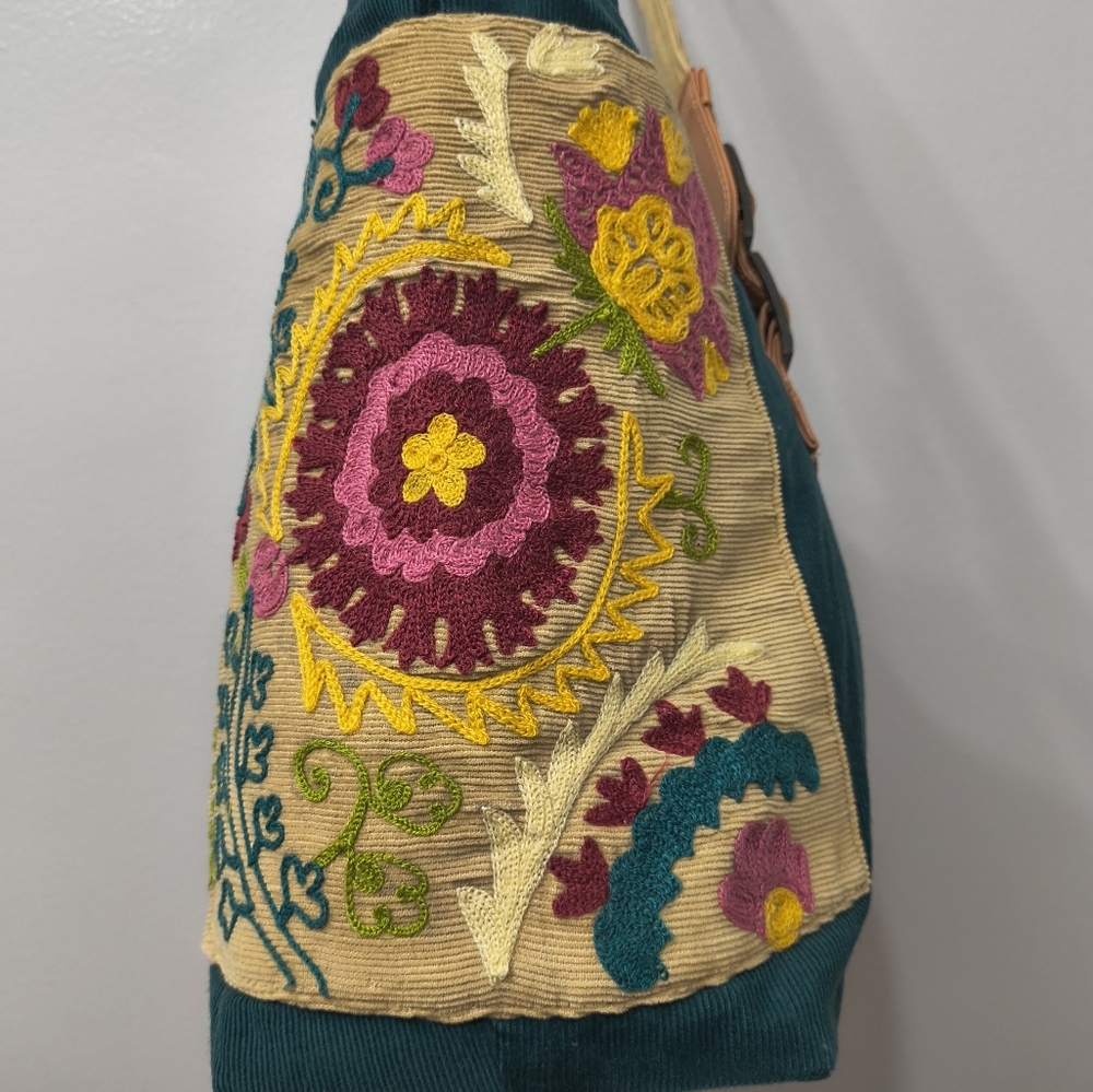 Purva Hand Made Floral Embroidered Green Corduroy Tote Bag Bobo Workwear Hippie - Picture 6 of 15